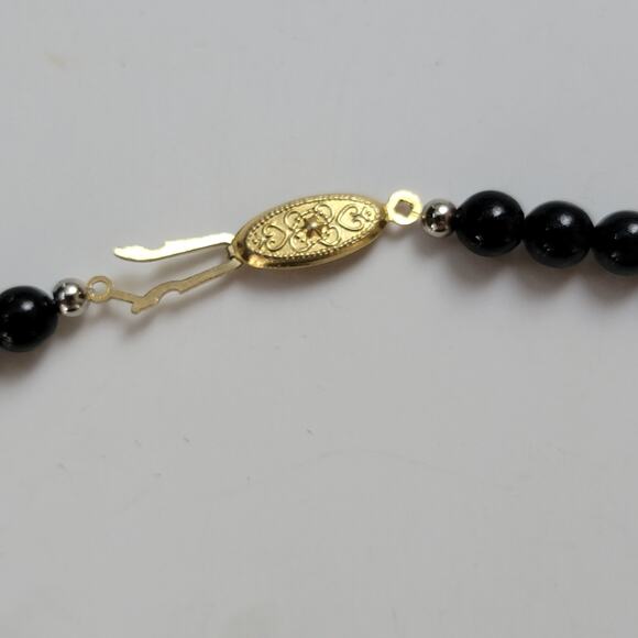 Vintage Black Beaded Necklace with Gold Filigree Clasp Elegant Statement Jewelry - Picture 6 of 10
